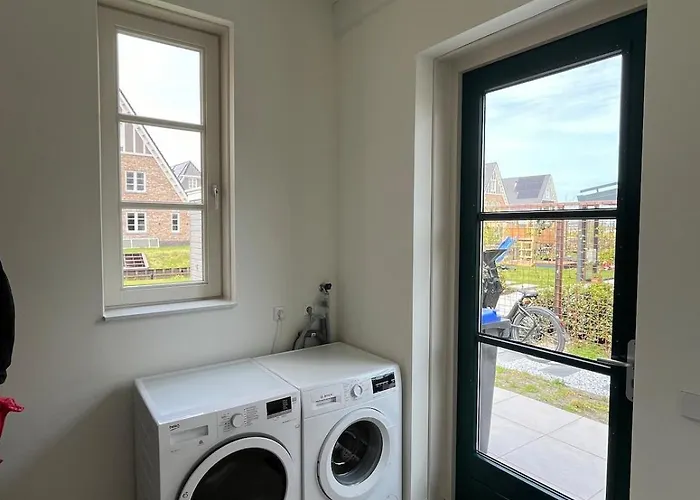 Vakantiehuis House With Garden In Amsterdam