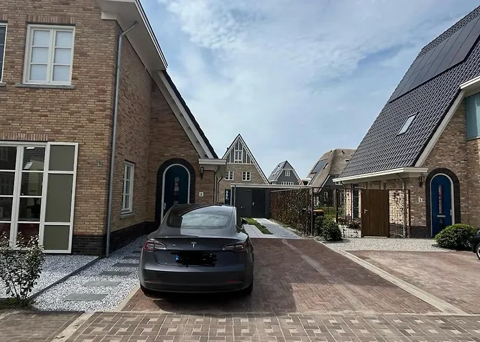 House With Garden In Amsterdam *