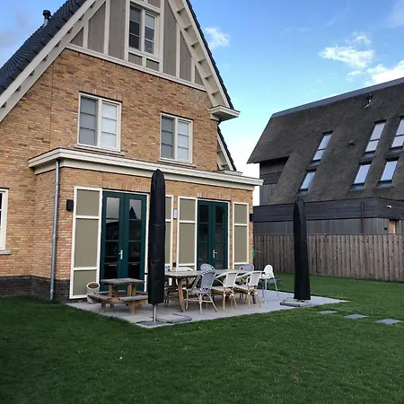 House With Garden In Amsterdam Vakantiehuis Weesp