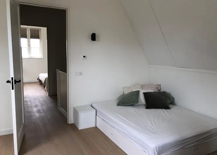 House With Garden In Amsterdam Vakantiehuis Weesp