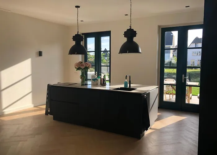 House With Garden In Amsterdam Vakantiehuis Weesp